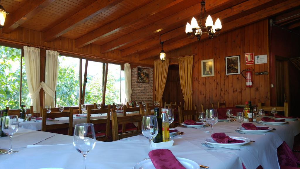 Hostal El Peregrino La Portela de Valcarce Exteriör bild